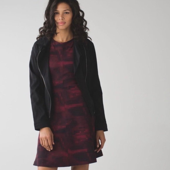 Lululemon & go ‘Til Dawn Dress - Picture 4 of 10